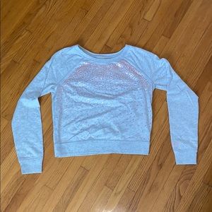 gray long sleeve•abercrombie